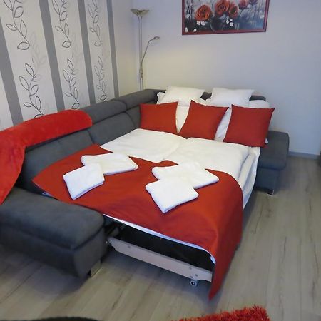 Szofi Apartman Hajduszoboszlo Exterior photo
