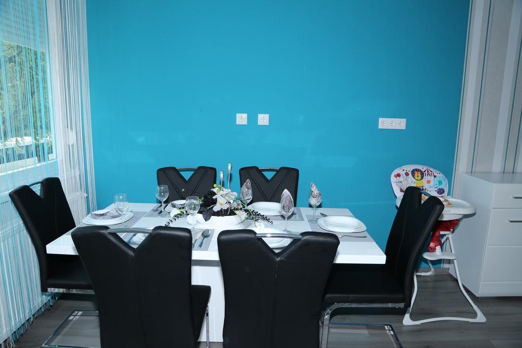 Szofi Apartman Hajduszoboszlo Exterior photo
