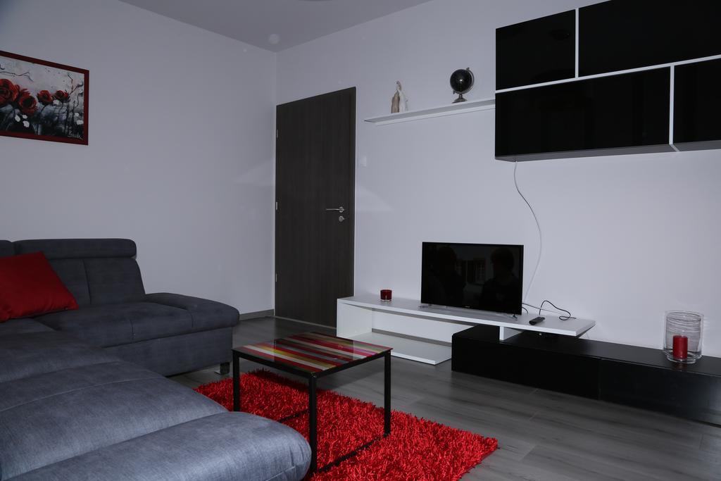 Szofi Apartman Hajduszoboszlo Exterior photo