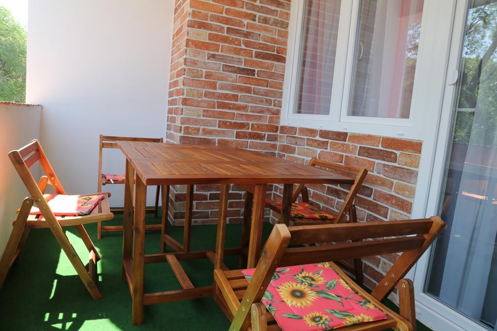Szofi Apartman Hajduszoboszlo Exterior photo